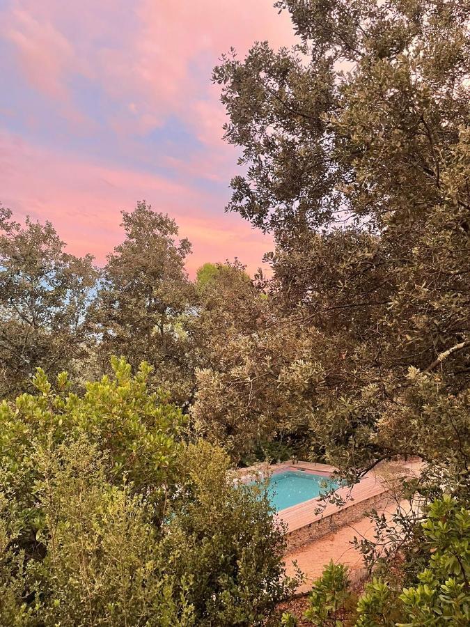 La Canopee Private Ecolodges Nimes Bagian luar foto