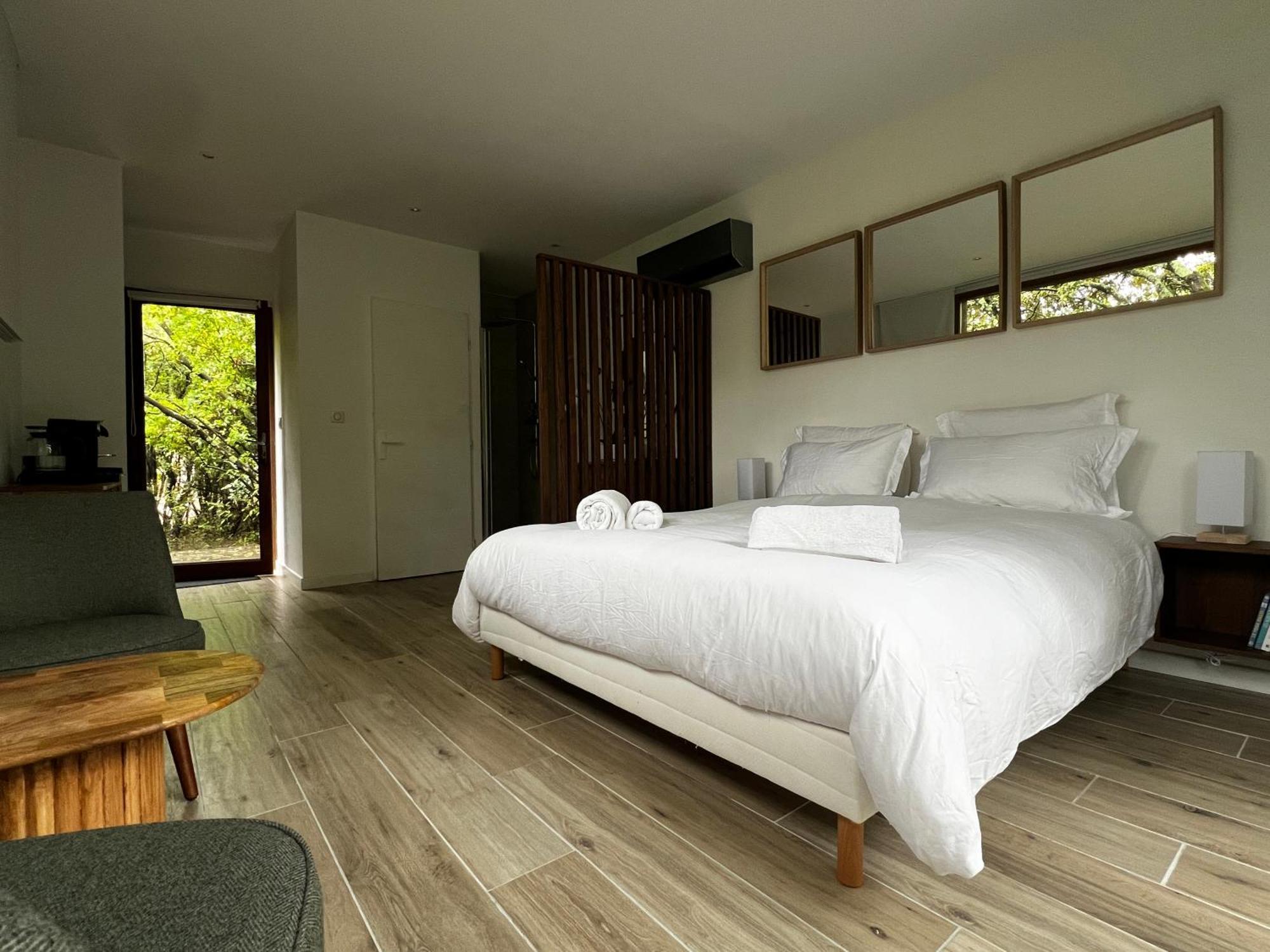 La Canopee Private Ecolodges Nimes Bagian luar foto