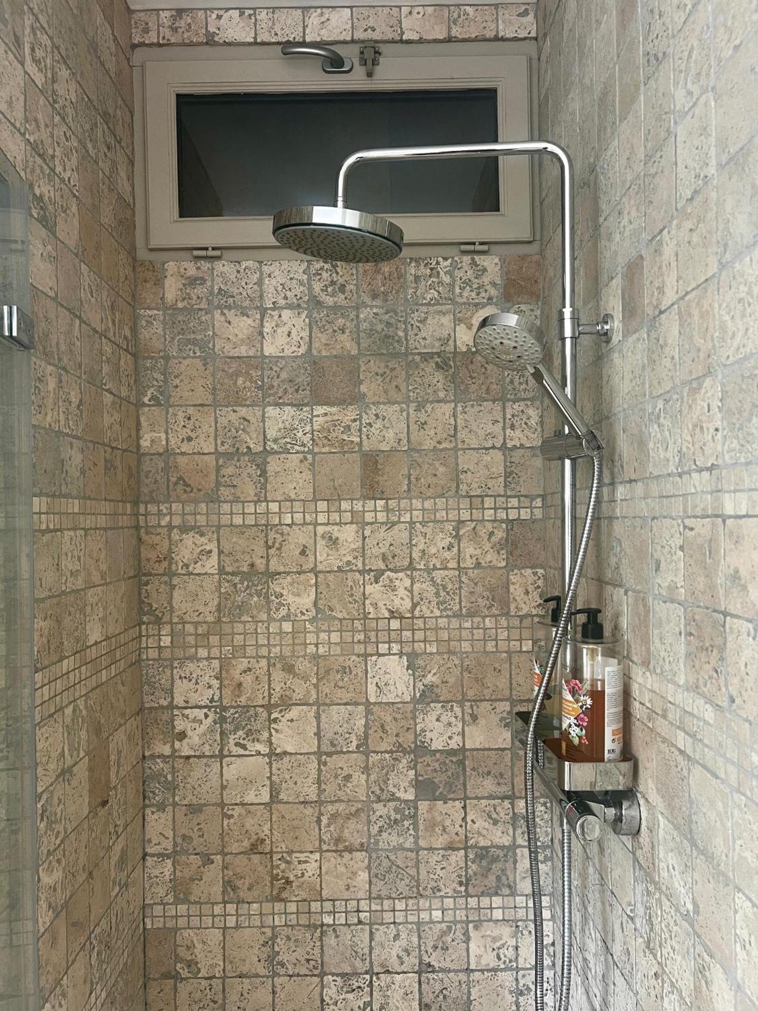 La Canopee Private Ecolodges Nimes Bagian luar foto